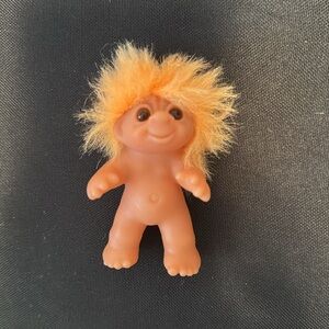 Vintage 1985 standing baby Troll Doll orange short hair (no clothes) DAM Norfin